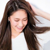 ツヤのある〝青み〟をブレンドしてこくまろ色に！パープル系潤いカラー