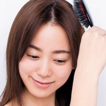 髪がキレイなだけで－5歳の効果も！正しいヘアケア法知っていますか？