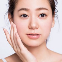 気になるくすみは、スクラブでこまめにピーリングすればいいってホント？