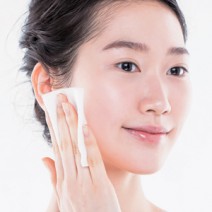 化粧水の効果を最大限に引き出す！　プロが教えるマル秘テクニック