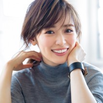 薄ピンクの曖昧チークで、ハッピー感のあるおしゃれ顔の完成！