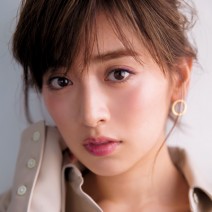 一重&奥二重さん注目！　目元印象をグレードアップするアイシャドウの入れ方！