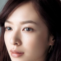 河北メークで変身！　圧倒的な美人感を醸し出すニュアンスハーフ顔の作り方