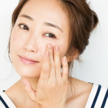 神崎 恵さんの24時間潤い肌の秘訣、教えます！～朝スキンケア編～