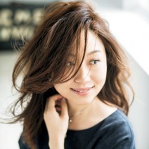 これであなたもゆるふわヘアをゲット♡カット&分け目変えでプチイメチェン