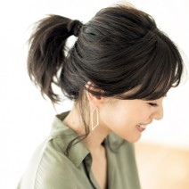 たるませシルエットでほのかに色っぽく♡　「大人の高めラフポニー」
