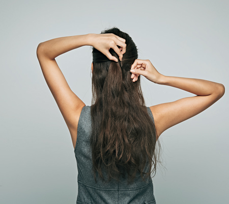 夜の結婚パーティーにこなれヘアメイク