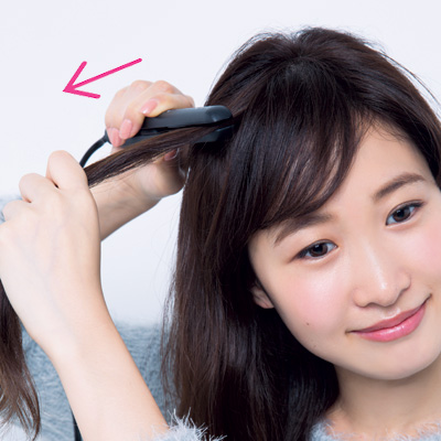 うねるヘアをストレートアイロンで直す方法