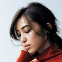 オールテラコッタコーデでワンランク上の“カッコいい女”に。