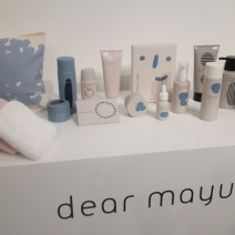 繭から生まれた新ブランド“dear mayuko”のビューティアイテムでしっとり美肌に
