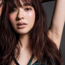 ラフな色気にドキッ♡ ツヤで叶えるしっとりセクシーメーク