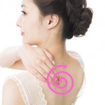 見えない部分こそしっかりケアして美人度UP！ 角質&保湿ケアでなめらか背中