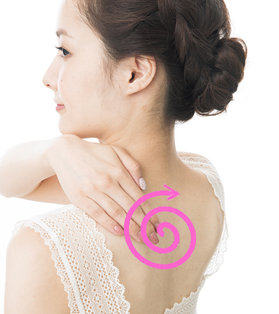 見えない部分こそしっかりケアして美人度UP！ 角質&保湿ケアでなめらか背中