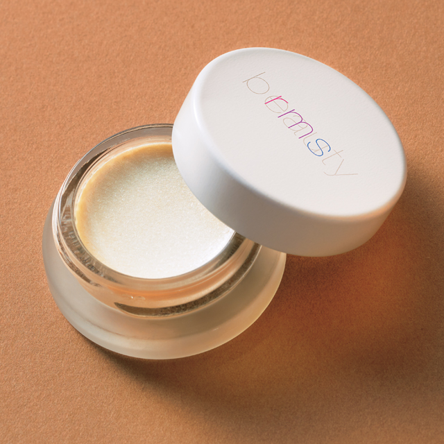 SNSの口コミから人気爆発！　ツヤ肌作りのマストアイテム　rms beauty