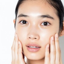 乾燥が気になる今の季節、乾かないファンデーションが知りたい！【2016ベストコスメ】