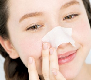 ビタミンCとレチノール入りのローションパック