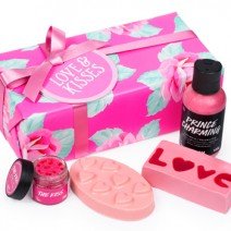 【応募終了】【バレンタインデー限定品】ロマンチックな日に向けて自分磨きできる♡　LUSHのギフトBOXをプレゼント！
