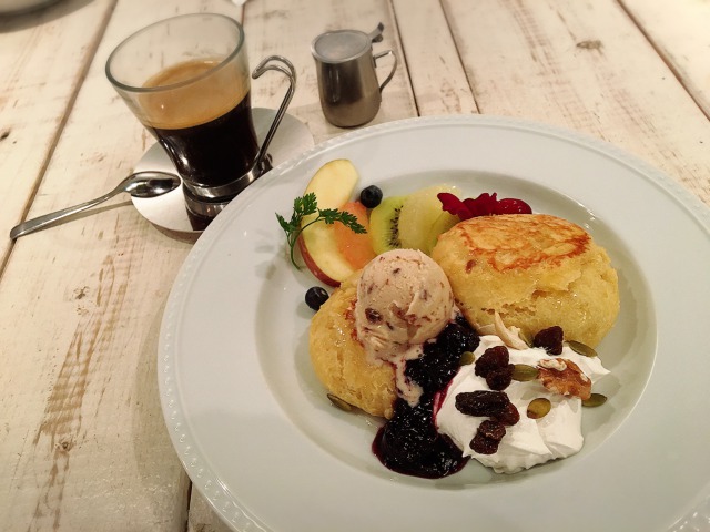 天にも昇るおいしさのパンケーキは必食！　『AIN SOPH．Journey(アインソフ ジャーニー)』-新宿三丁目