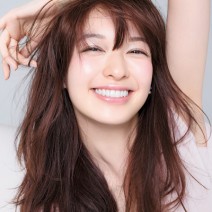 絶賛発売中の『美的』4月号の撮影現場に潜入！ 使用コスメからメイク法まで、すべてお見せします！