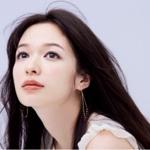 今年の春は脱・黒アイライナー！ 優しげなのに目力しっかりを叶える“透けアイライン”