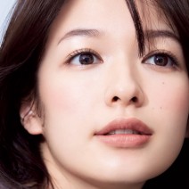 デカ目効果抜群☆ クリームアイシャドウを使ったトレンドアイメーク