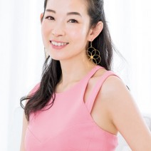 美容家・深澤亜季さんが伝授！春の粉吹き肌におすすめケア術