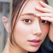 この春リップアイテムを新調するなら、セミマットルージュがイチオシ！
