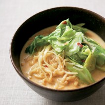 22時以降でも安心して食べられる深夜メシ♡「キャベツ増し増し麺」【美的オリジナル やせおかレシピ】