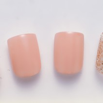 春は足元から！フットネイル・デザイン18選│【春夏】カラーのフットネイル・【秋冬】アースカラーのデザインも。