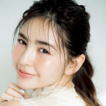 デートにもぴったり♪大人フェミニンなオレンジメイク♡