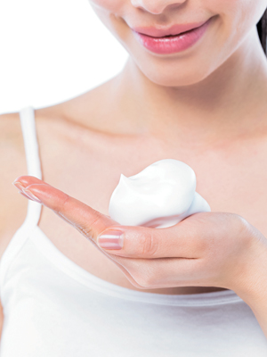 ふっくら柔らか女肌を作る正しい洗顔方法