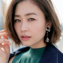 薄眉さん必見！ ポマードクレヨンでフレームを強調してメリハリ顔に変身！