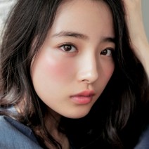 地味顔さんは、練りチークで骨格を強調して立体感＆華やぎ感をプラス！