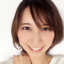 年齢を重ねるにつれ、メイクもスキンケアもシンプルに！【すっぴん女子#26】