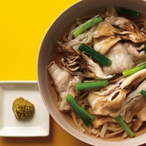 話題のおからこんにゃく麺であっさりいただく！深夜にもOKなワンプレートレシピ