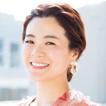 トレンドリーダーが教えます！最旬「梅雨ヘアアレンジ」