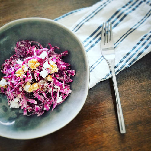 紫キャベツで作るコールスロー風サラダ