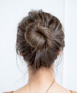 意外と知らない？アメピンの基本の挿し方【ヘアアレンジ動画つき】