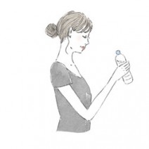 むくみに効く食べ物＆水の飲み方は？ ちょっと意識するだけでスッキリボディに♪