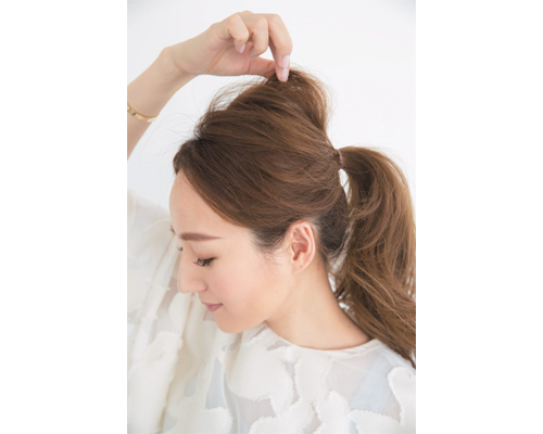 オフィスで試したい！こなれヘアテクニック