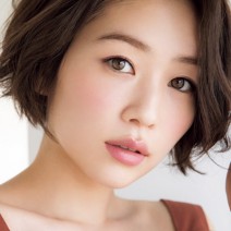 石原さとみさんのようになりたい！秋の新色＆新作コスメで旬メークにトライ！