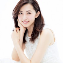 モデル・有村実樹が愛用している、夏疲れ肌にぴったりのスキンケアアイテムまとめ