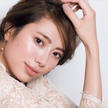 輪郭をスッキリ！ 最新美人顔はコントゥアリングで作る！