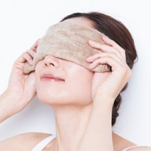 シワがない理由はこのひと手間だった！美容賢者のスキンケアの裏ワザ教えます