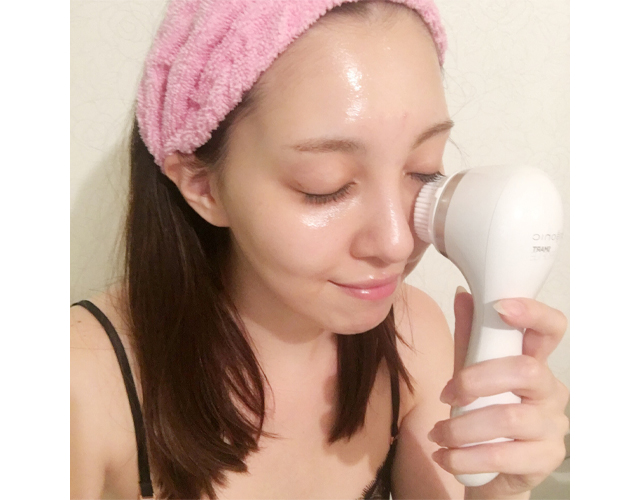 クラリソニックのNEW洗顔器をお試し！洗顔もエイジングケアも叶えるデバイスとは…【ビューティ調査隊Vol.1】