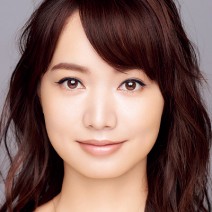 丸顔さん必見！シュッと小顔になれるハイライト＆シェーディングテク