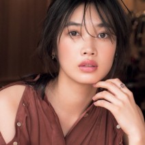 ブラウンチークで一気に旬顔♡ 今年の秋はグラデーションチークをマスターしよう！