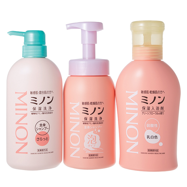 ミノン　薬用保湿入浴剤［医薬部外品］（右）　480ml｜￥1,400