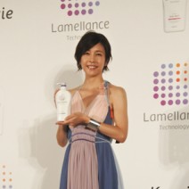女優・竹内結子さんが宣言「お風呂上りの保湿はもうしません！」新・ボディソープ登場