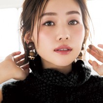 リップペンシルが大活躍！ 重みの出るこっくりピンクで色っぽリップに♡
